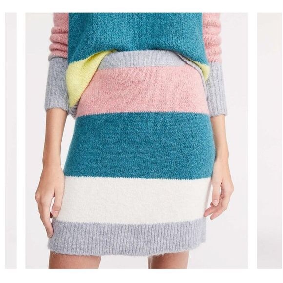 Lou & Grey Dresses & Skirts - Lou & Grey Striped Plushfuzz Sweater Skirt